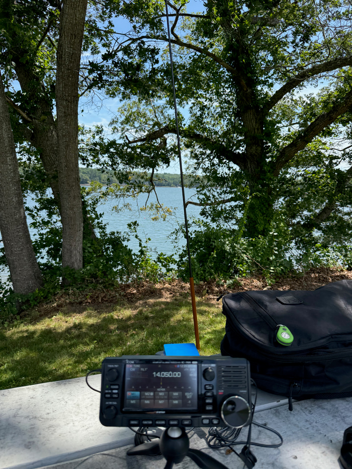 Icom IC-705 with a 9:1 EFRW and 29' vertical